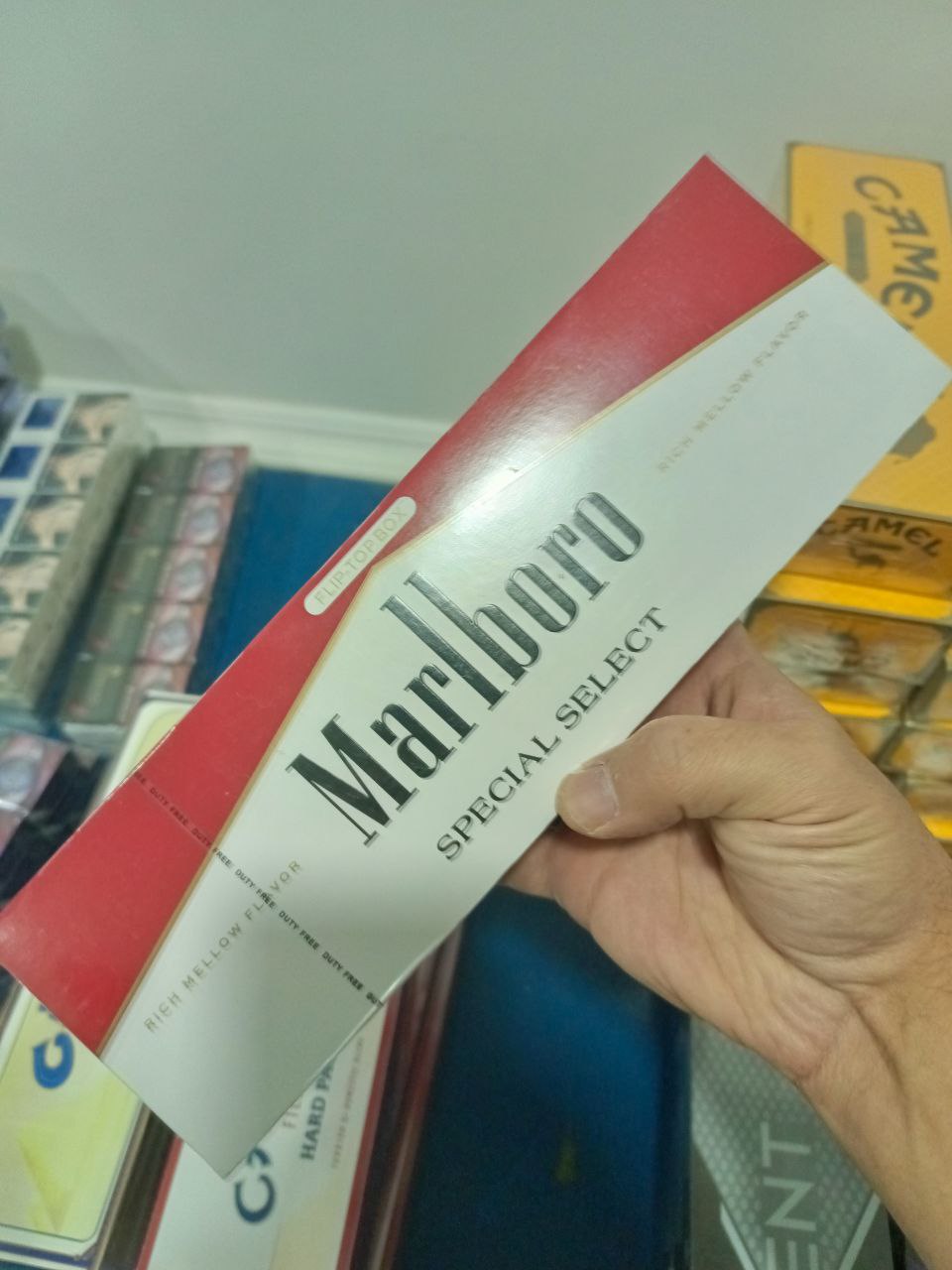 Marlboro Special Select